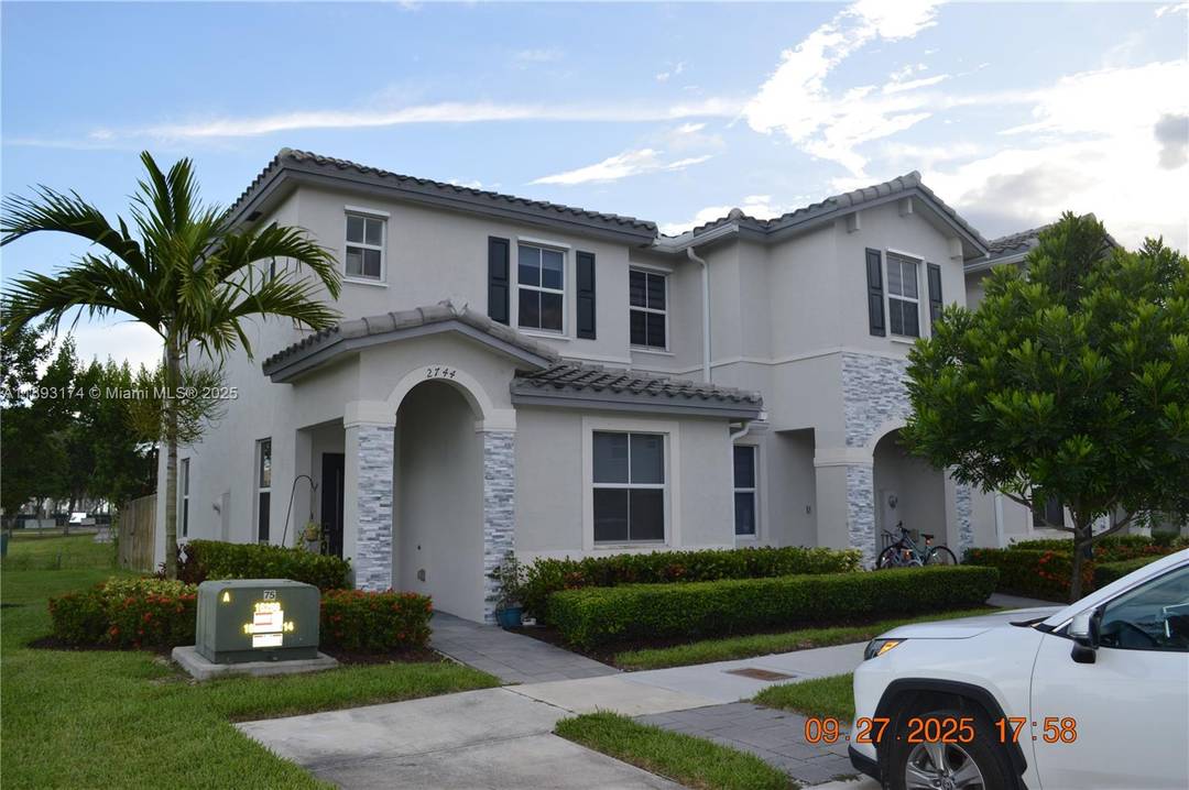 Discover contemporary comfort in this beautifully maintained 3 bed, 3 bath corner townhouse at 2744 SE 19th Street, Homestead, FL 33035.