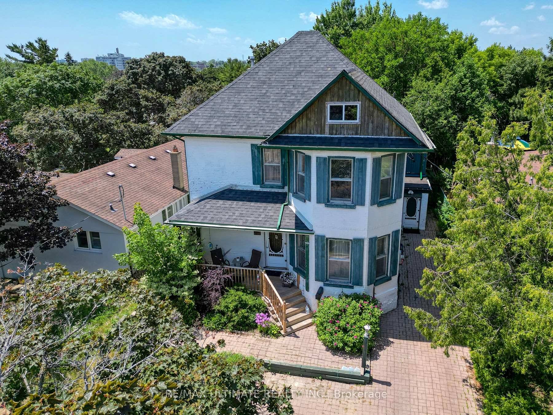 A Rare Opportunity in Woburn Historic 2 1 2 Storey home with a rare, two floor apartment attached to the main home but completely independent, offering unique privacy and versatility ...