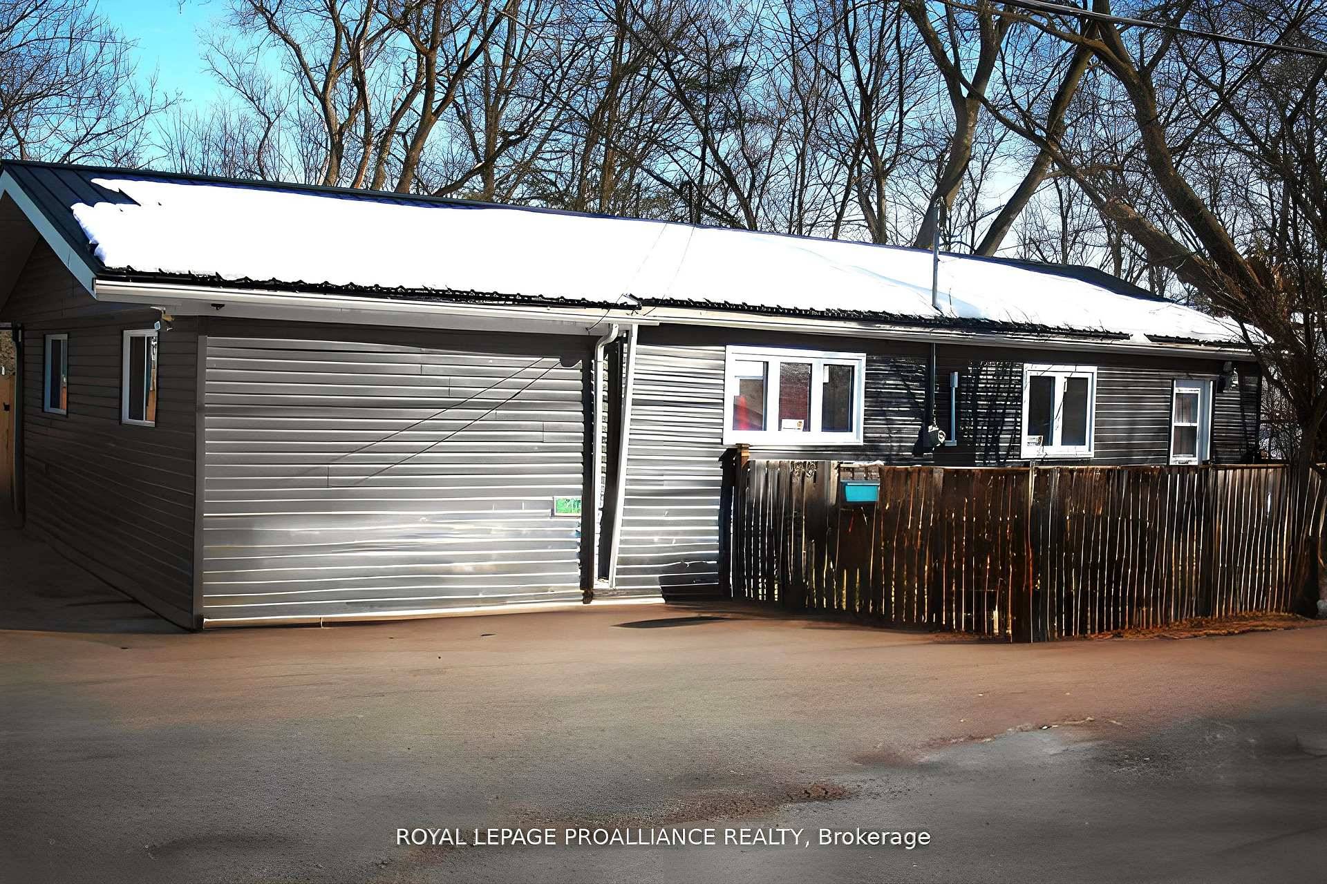 What an opportunity for first time Buyers or those looking for an investment property.
