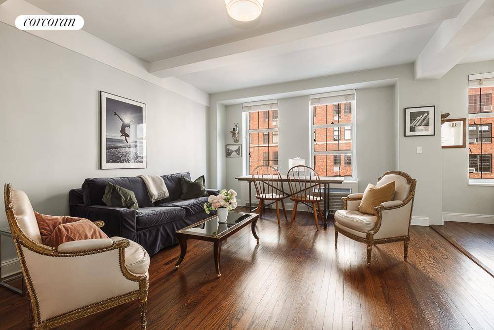 Perfectly perched in West Chelsea's London Terrace Towers with quiet north views over the courtyard gardens, this marvelously bright and well proportioned studio is a quintessential prewar home.
