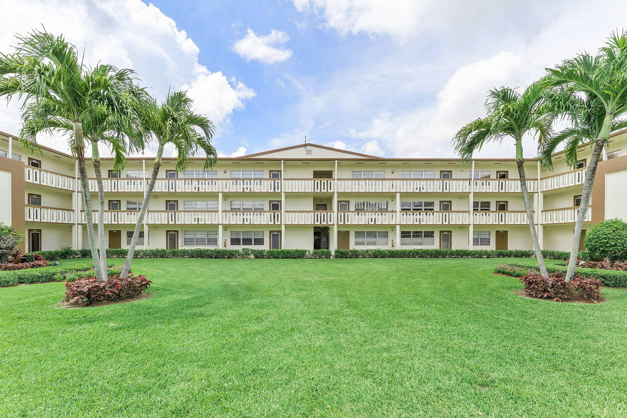 This is your perfect Boca Raton condo like living in a luxury resort with every amenity you can imagine including a clubhouse, tennis, pickleball, fitness, theater, activities and special interest ...