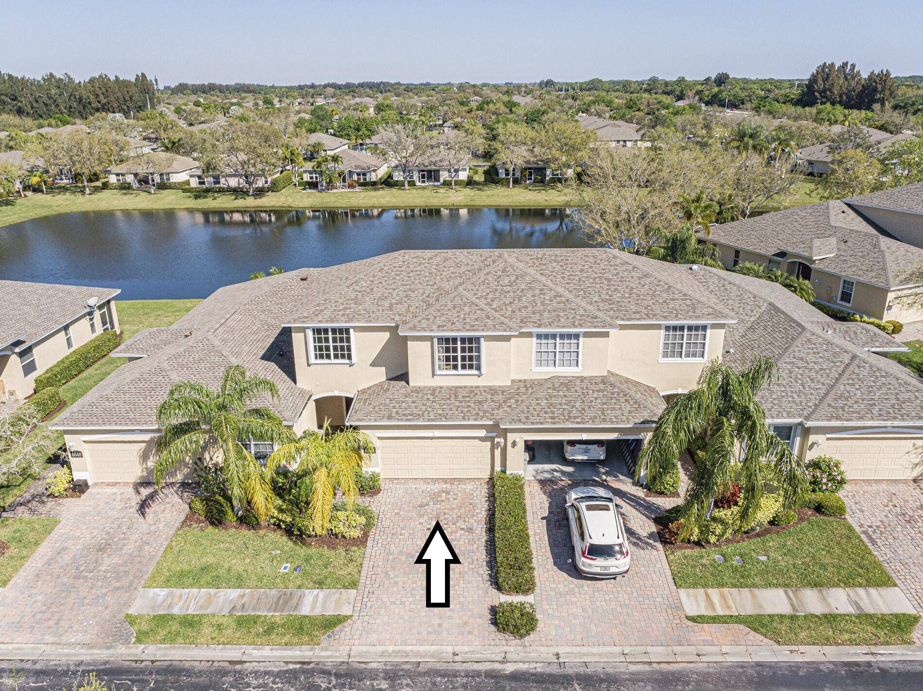Breathtaking waterfront views, Prime location.
