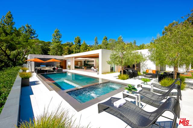 1120  Loma vista DR Beverly Hills Post Office | B.H.P.O. LA