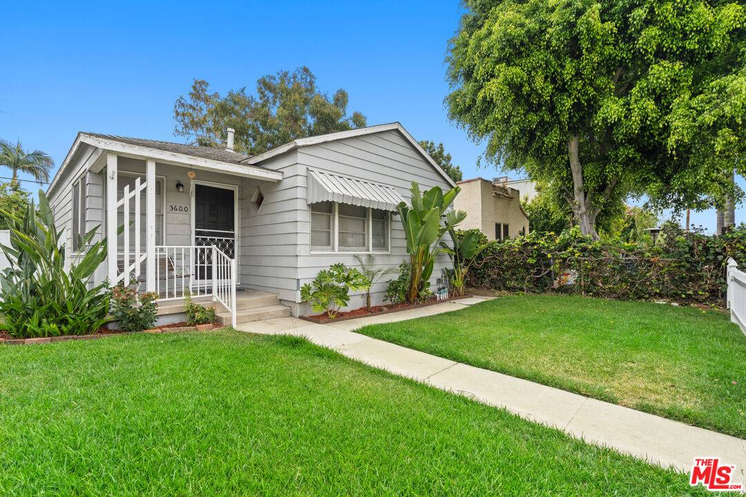 3600 Kelton Ave 4BR La