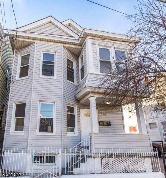 Welcome to this beautifully renovated home offering two large units with hardwood floors throughout, quartz countertop kitchens and refreshed bathroom.