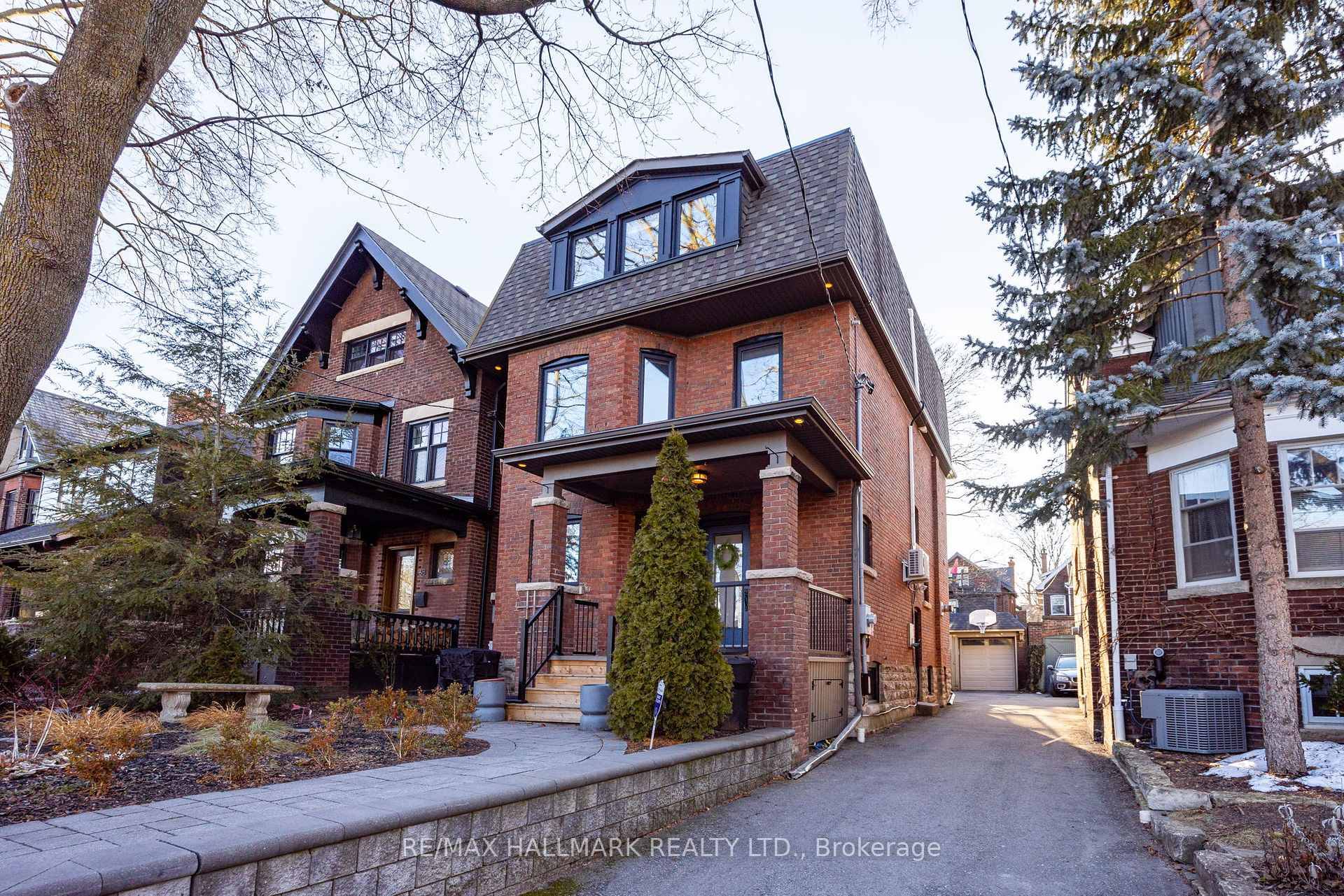 Welcome to Playter Estates one of Toronto's most sought after neighbourhoods !