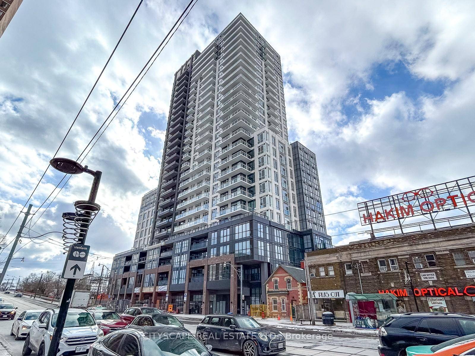 Experience the best of Urban Living modern, spacious and near new 1 Bedroom plus den 1 full washroom Condo unit, in a near brand new condo BUILDING, offers a functional ...