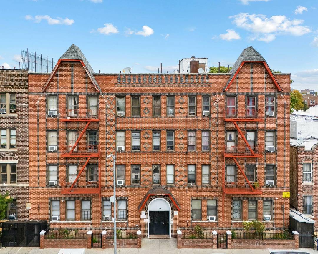 .... Three property portfolio, 99 East 96th Street, 455 East 94th Street amp ; 448 East 94th Street, Brooklyn, NY This offering comprises three pre war multifamily buildings in East ...