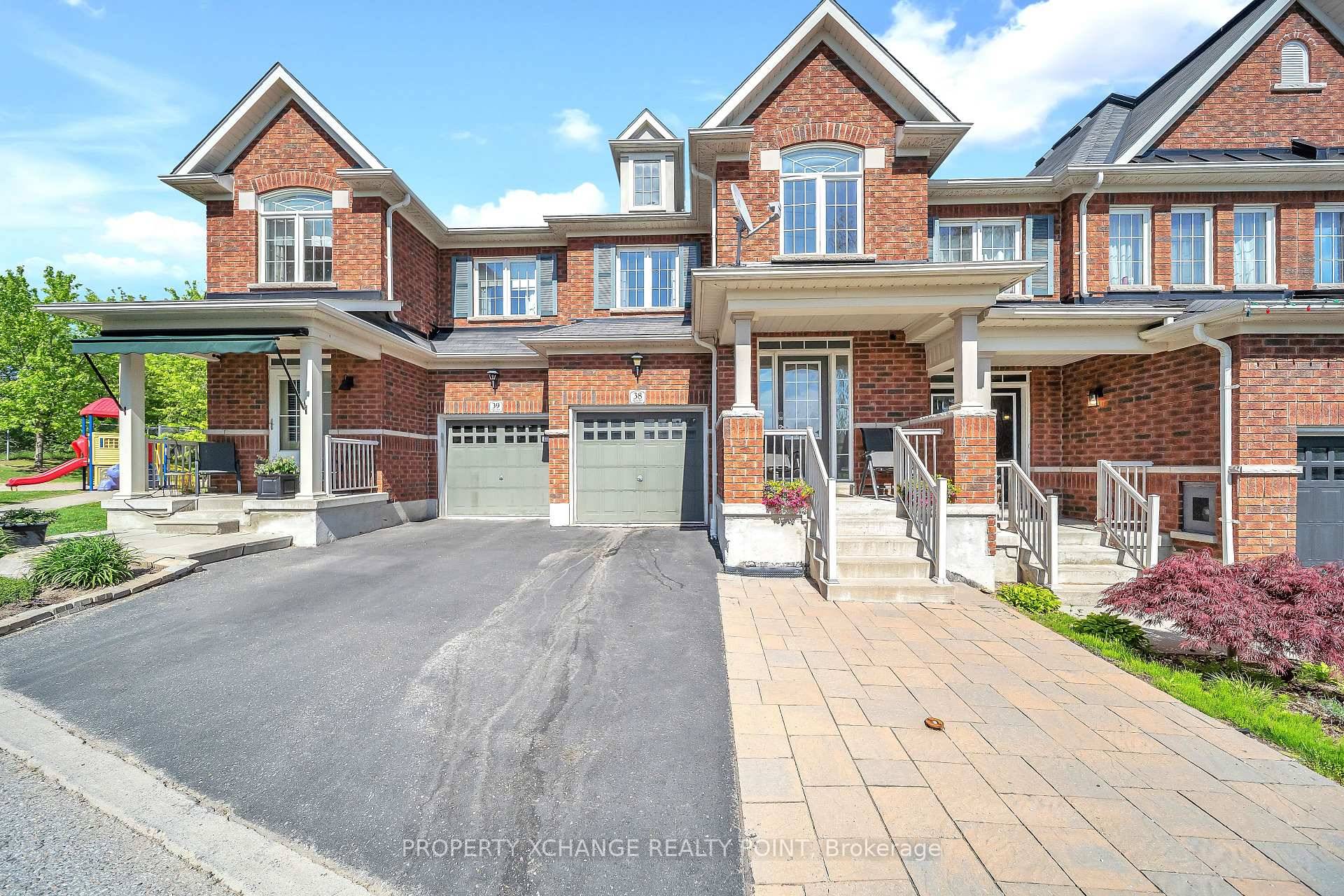 Welcome Home to this stunning 3 bedroom, 3 bathroom home in Oshawa's desirable Pinecrest community.