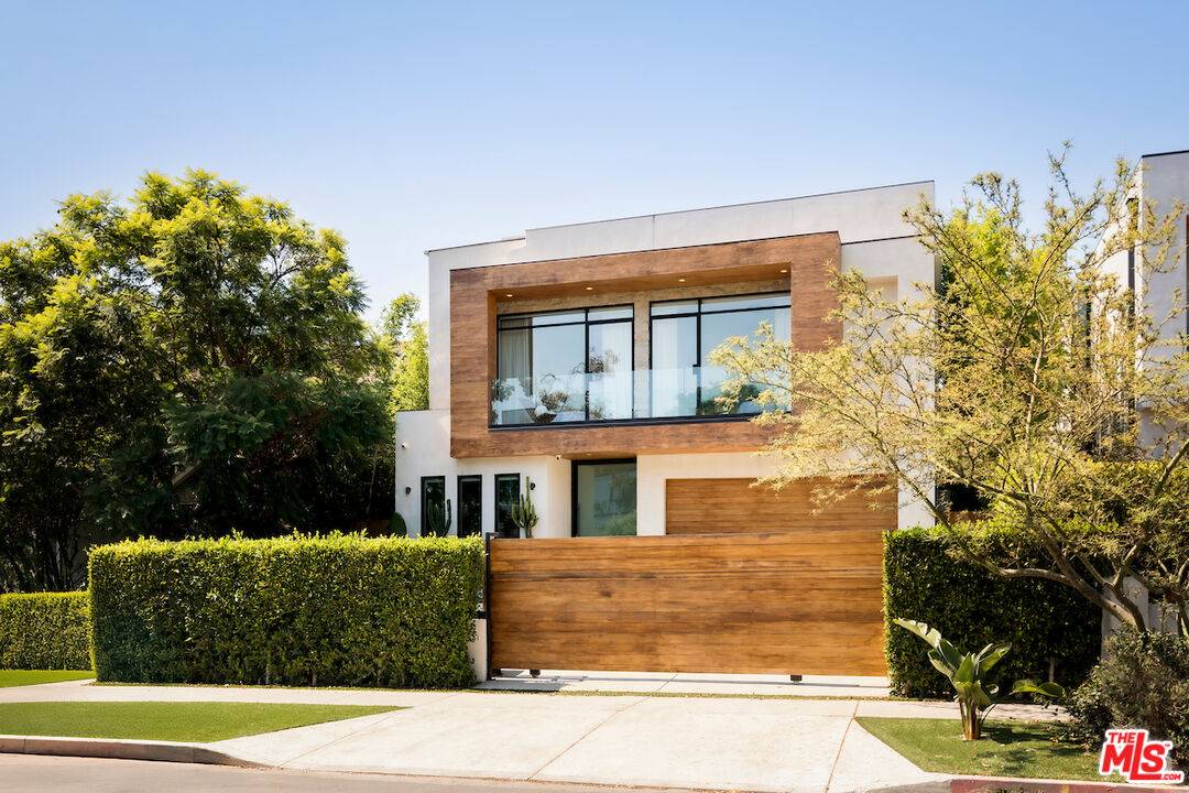 839  N Genesee Ave 5BR Hollywood Hills East La