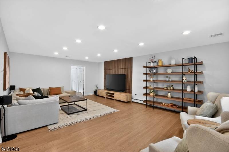 Commuters dream and a great opportunity to live in a great town.