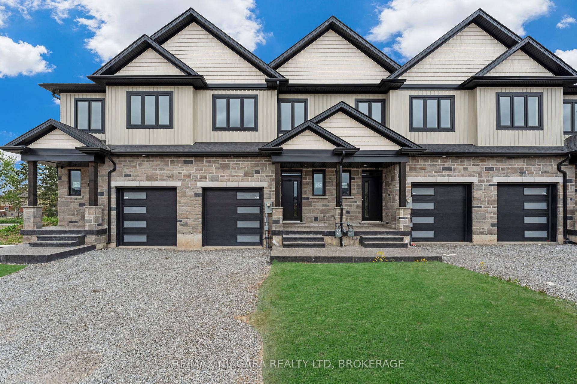 Brand new luxury freehold townhomes in Niagara Falls featuring 3 bedrooms, 2.