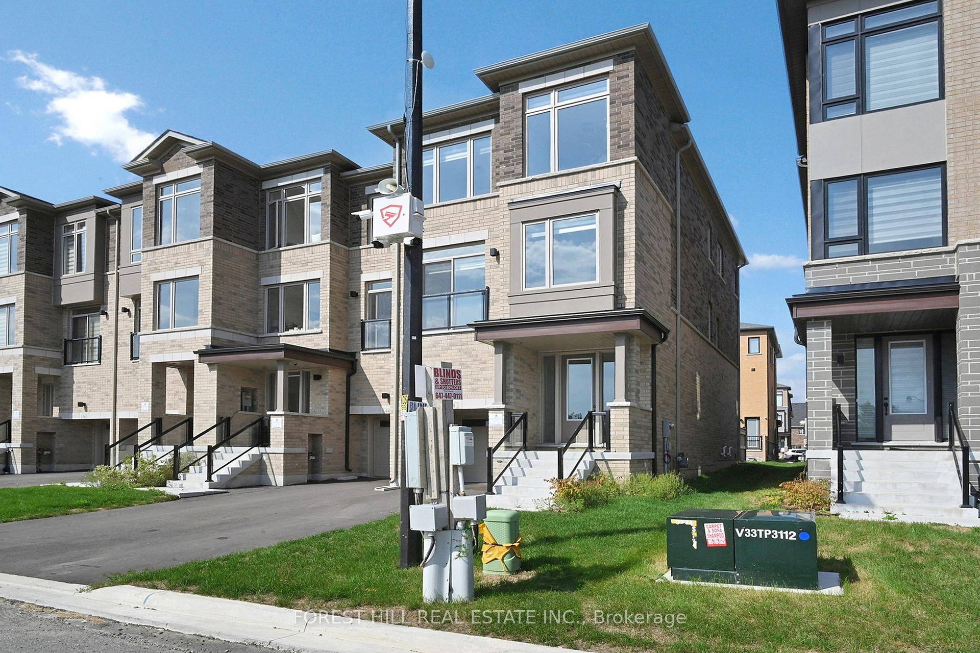 Brand New End Unit Townhome is the perfect blend of style, comfort, and convenience.