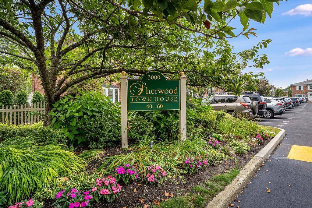 Welcome to this beautifully updated townhouse in the sought after Sherwood Townhouse community !