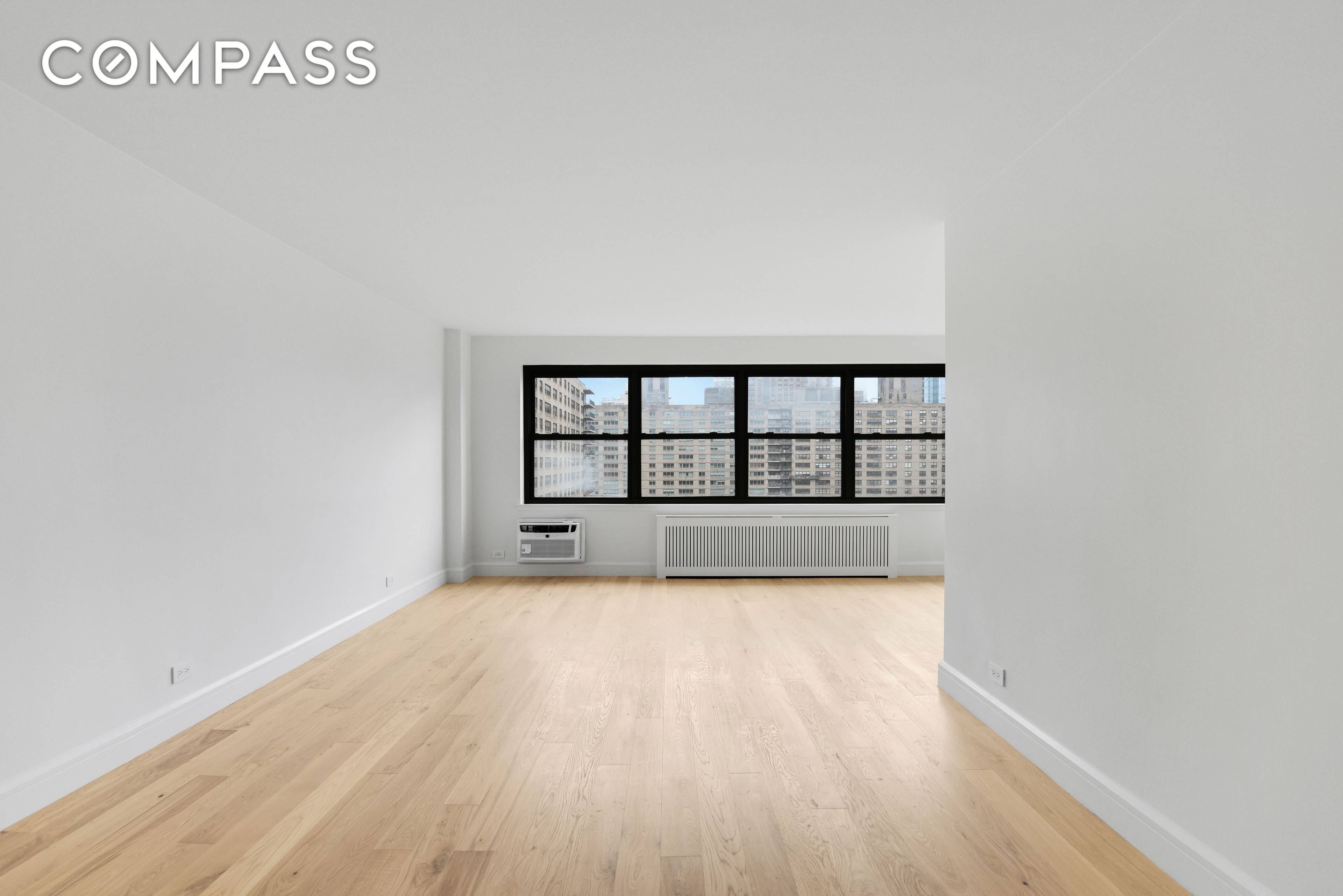 Sponsor Unit Newly Renovated Welcome to a beautifully reimagined residence on West End Avenue, Manhattan, in this exquisite sponsor unit.