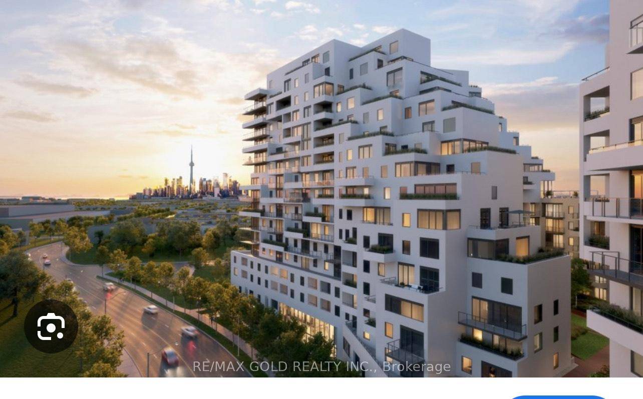 Discover modern living in this stylish 1 bedroom, 1 bathroom condo, located in Toronto.