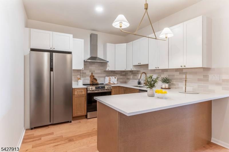 Discover sophisticated urban living in its full package.