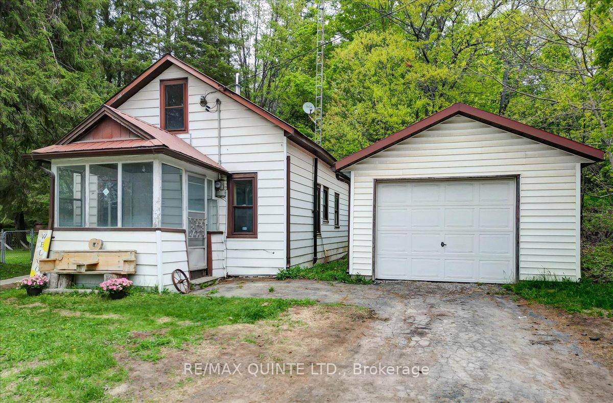 Welcome to this cozy and well maintained 1.