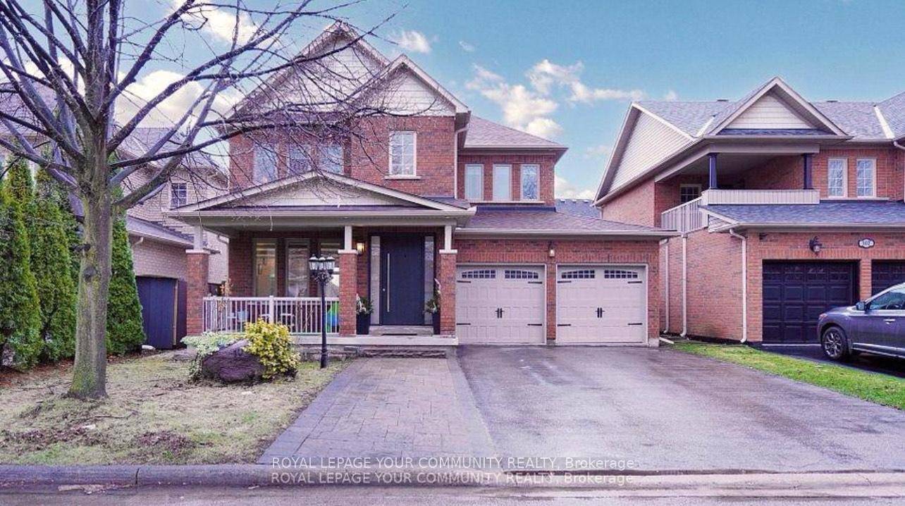 Bright amp ; Spacious MODERN 3 1 bedroom Detached Home, Luxury Living with Over 180 K UP GRADE located in Oak Ridges on the a quiet street surrounded by multi ...