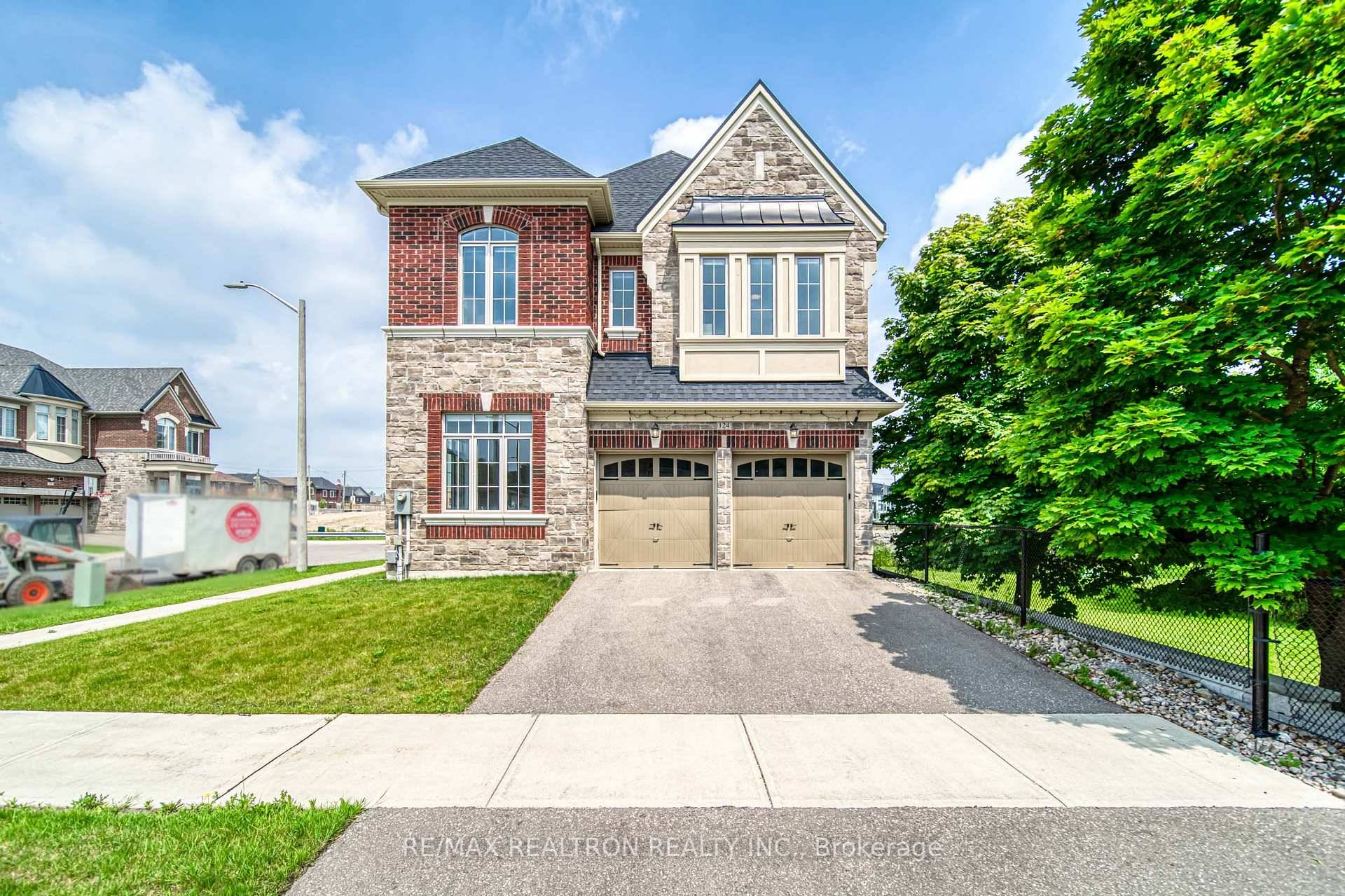 Welcome to Limited Edition in Oak Ridges by Garden Homes.