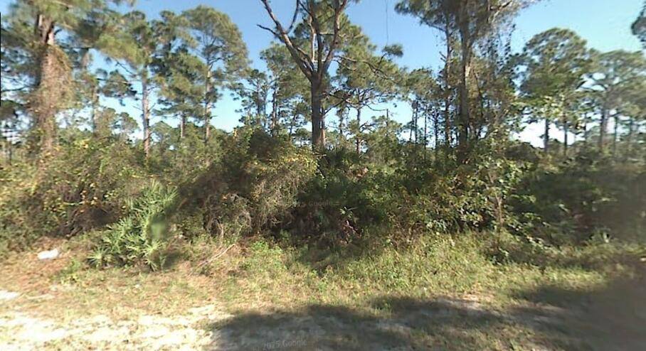 Great opportunity to build your dream home on a beautiful lot in quaint neighborhood of Vero Beach !