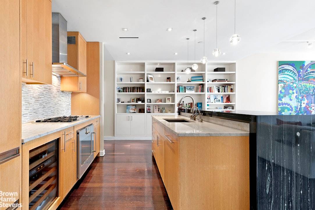 A dramatic loft style residence in the heart of West Chelsea, Residence 6C at 520 West 19th Street offers scale, light, and thoughtful design in equal measure.