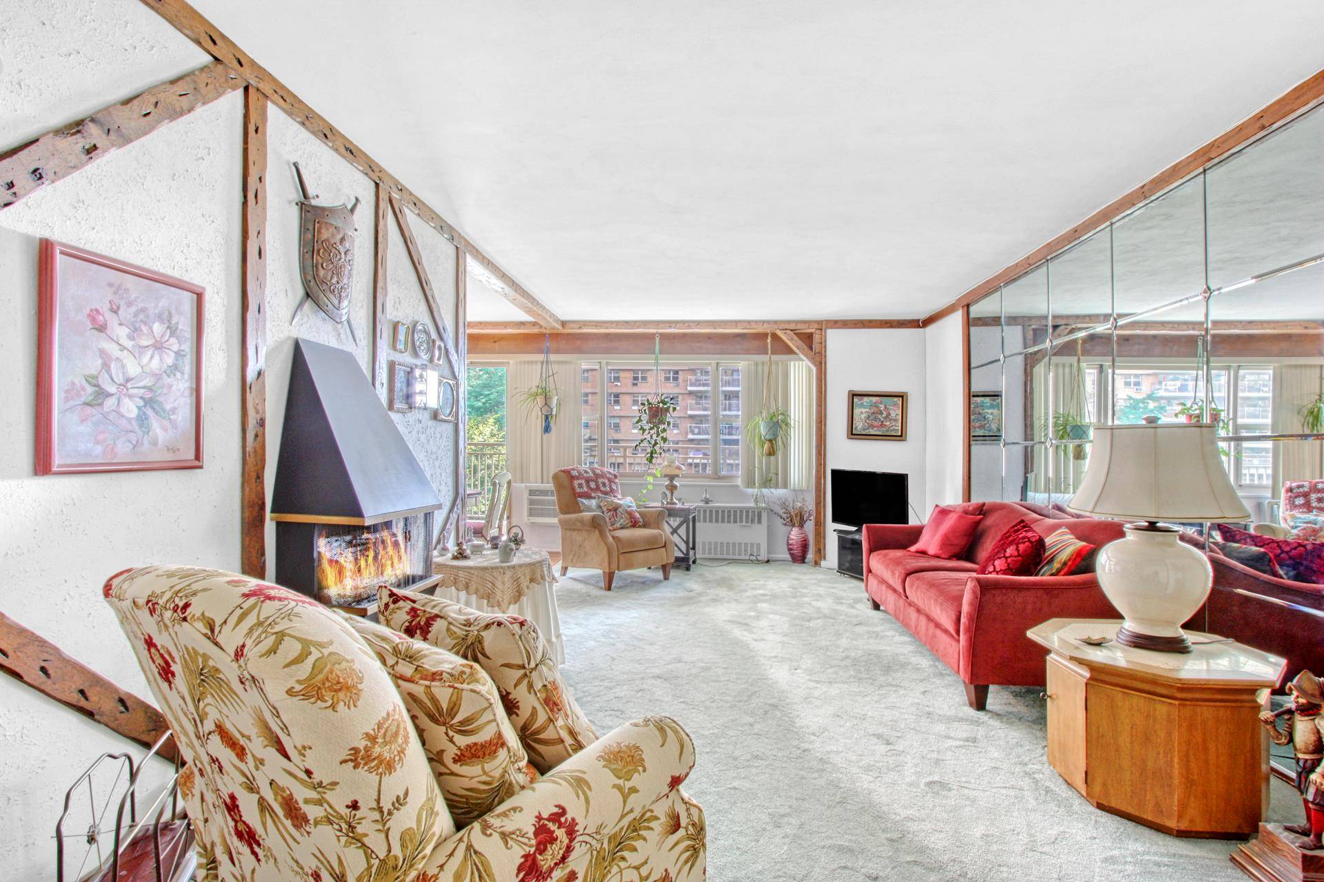 Make this spacious 2 bedroom 1 bathroom apartment your new home in Coney Island !