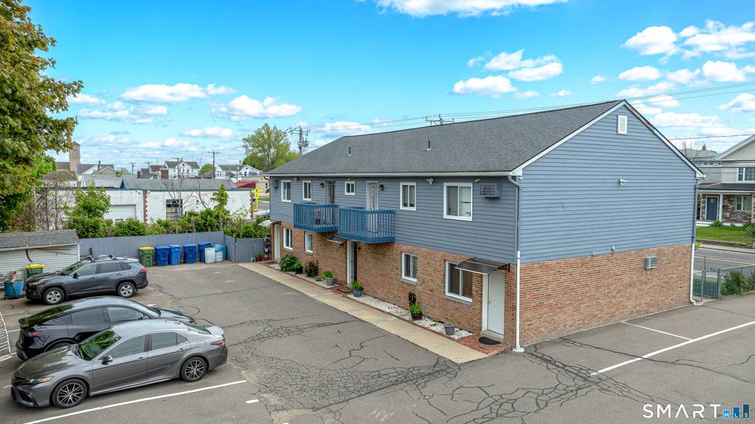 PRIDE IN OWNERSHIP ! ! ! Well cared for 4 Family Home located in a desirable Town Plot Section of Waterbury.