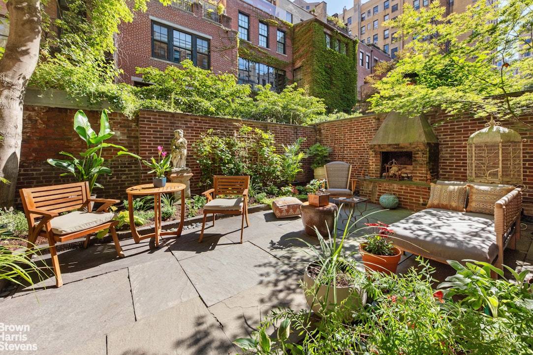 Enjoy the ultimate indoor outdoor lifestyle from this unique, gut renovated, full floor residence located just off Fifth Avenue, steps into Central Park, in elegant Carnegie Hill.