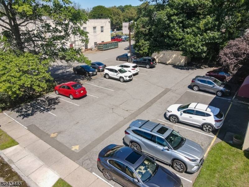 Located at 111 Galway Place in Teaneck, NJ, this expansive office flex building offers a strategic and high traffic location, making it ideal for businesses seeking maximum exposure.