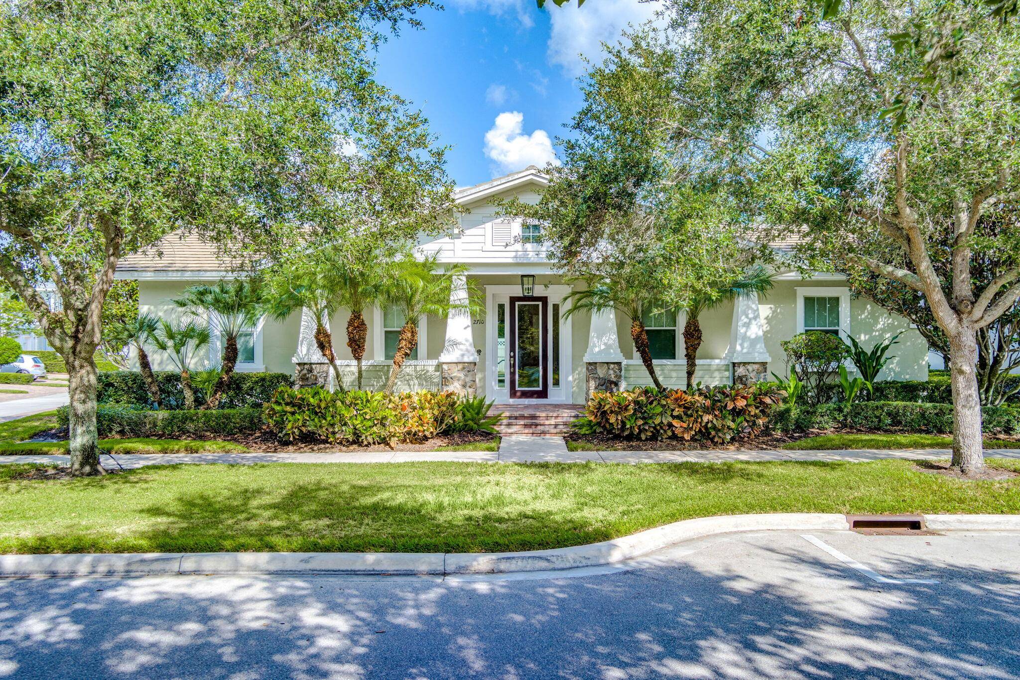 PRICE IMPROVEMENT on this 4 bedroom possibly 5, 4 bath home is nestled on a picturesque tree lined street in Abacoa, Jupiter, FL, just steps from the vibrant Roger Dean ...