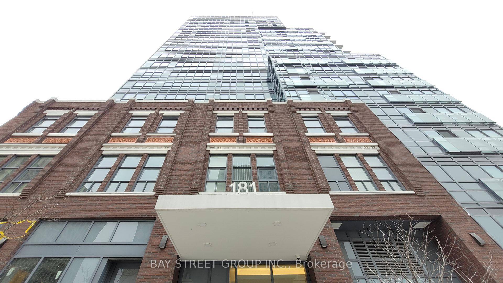 All inclusive. Large 852 Sqft 3 Bedrooms Unit.