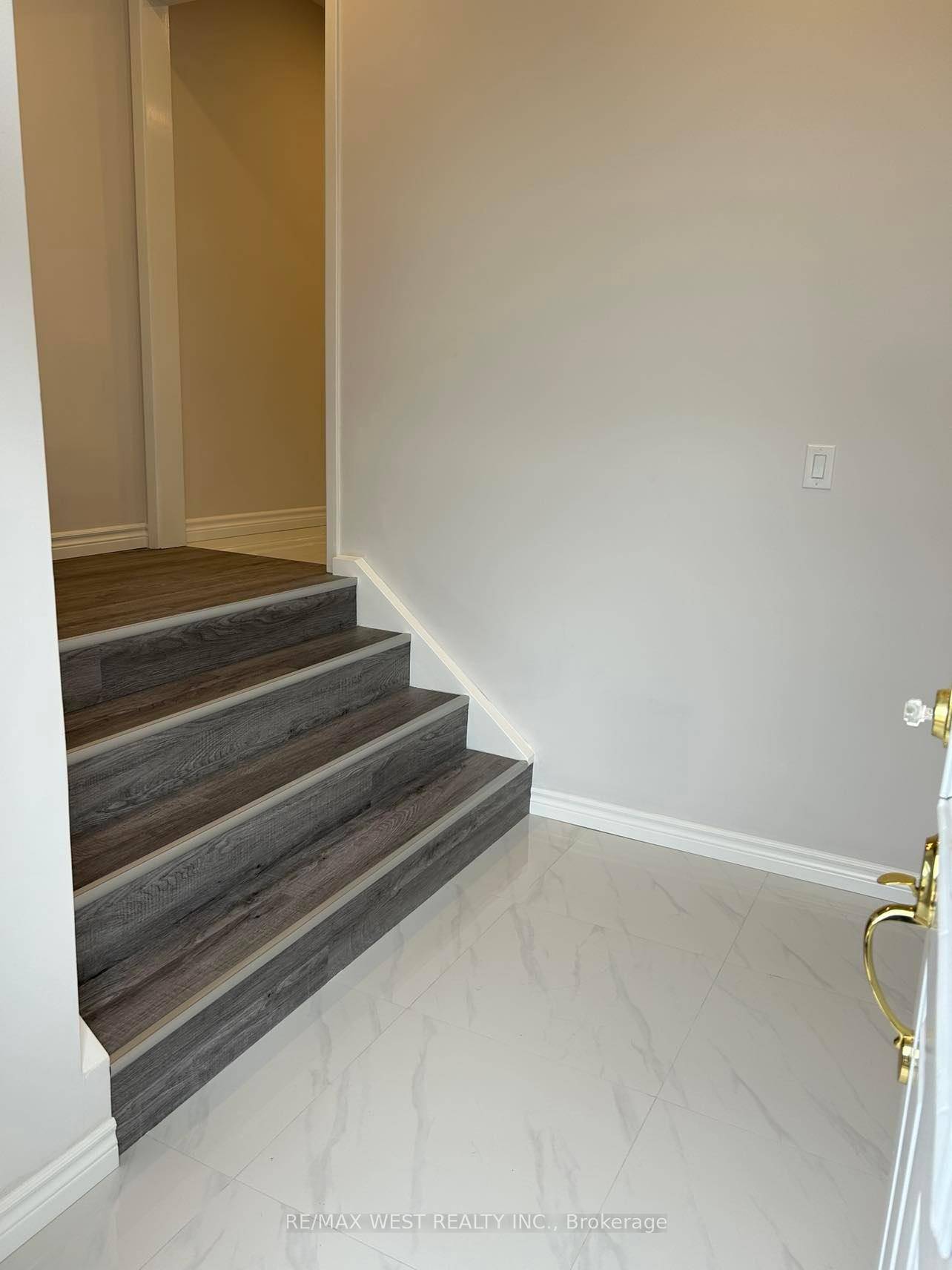 3 Bedroom Upper Level, Spacious And Very Bright, Located, In A Quiet Neighborhood, Walking Distance To Ttc, Highway 401, Grocery, Shopping, Schools, Parks, Restaurants, Community Center, Golf Course.