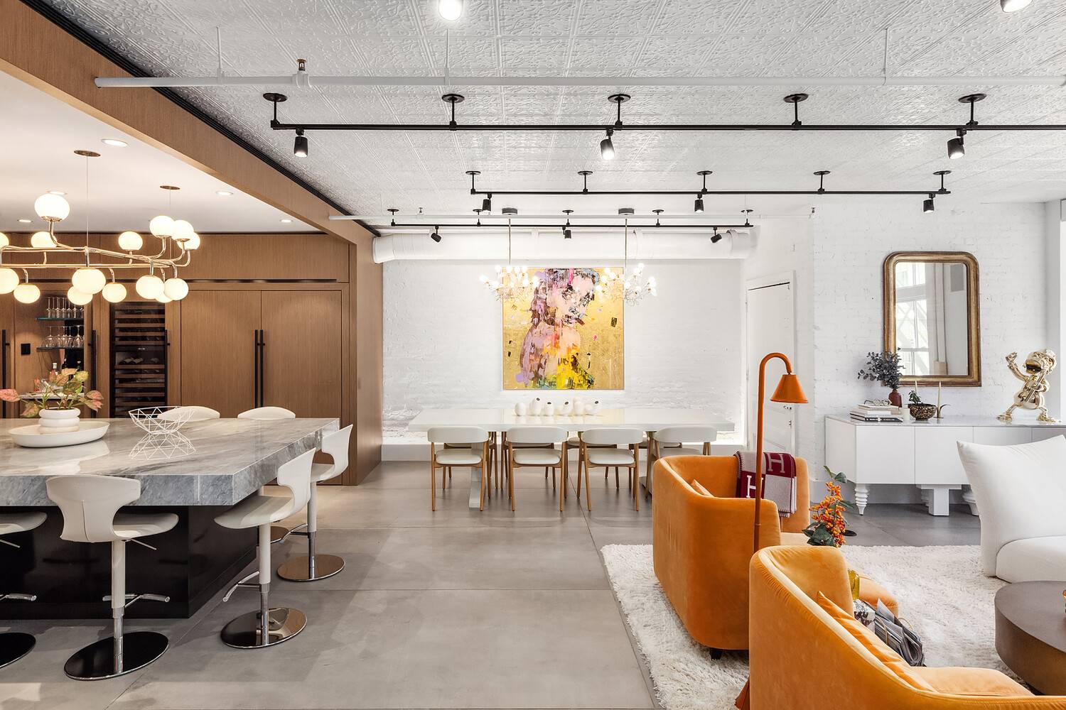 Introducing a Spectacular Triple Mint Soho Loft Masterpiece Featuring 3 Bedrooms Plus Home Office Welcome to 75 Grand St 4W, a show stopping loft masterpiece i n Prime Soho of ...