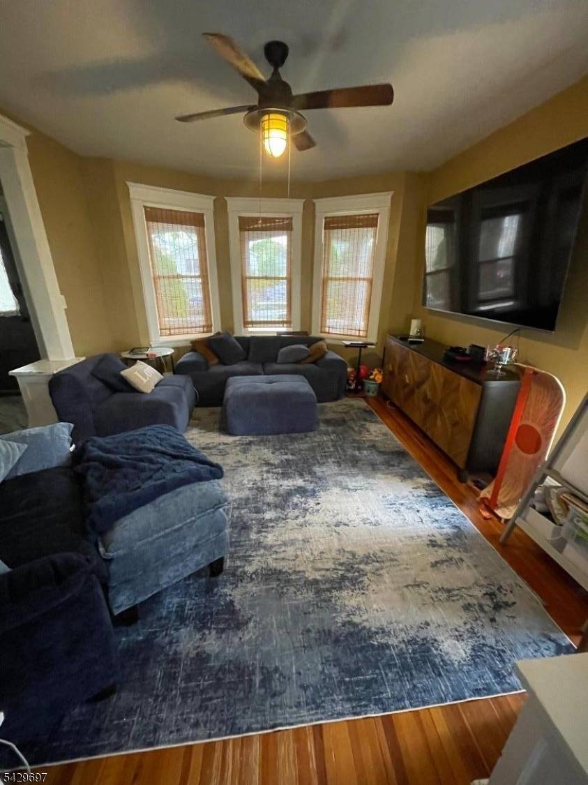 Great property with plenty of potential and ready for your personal touch !