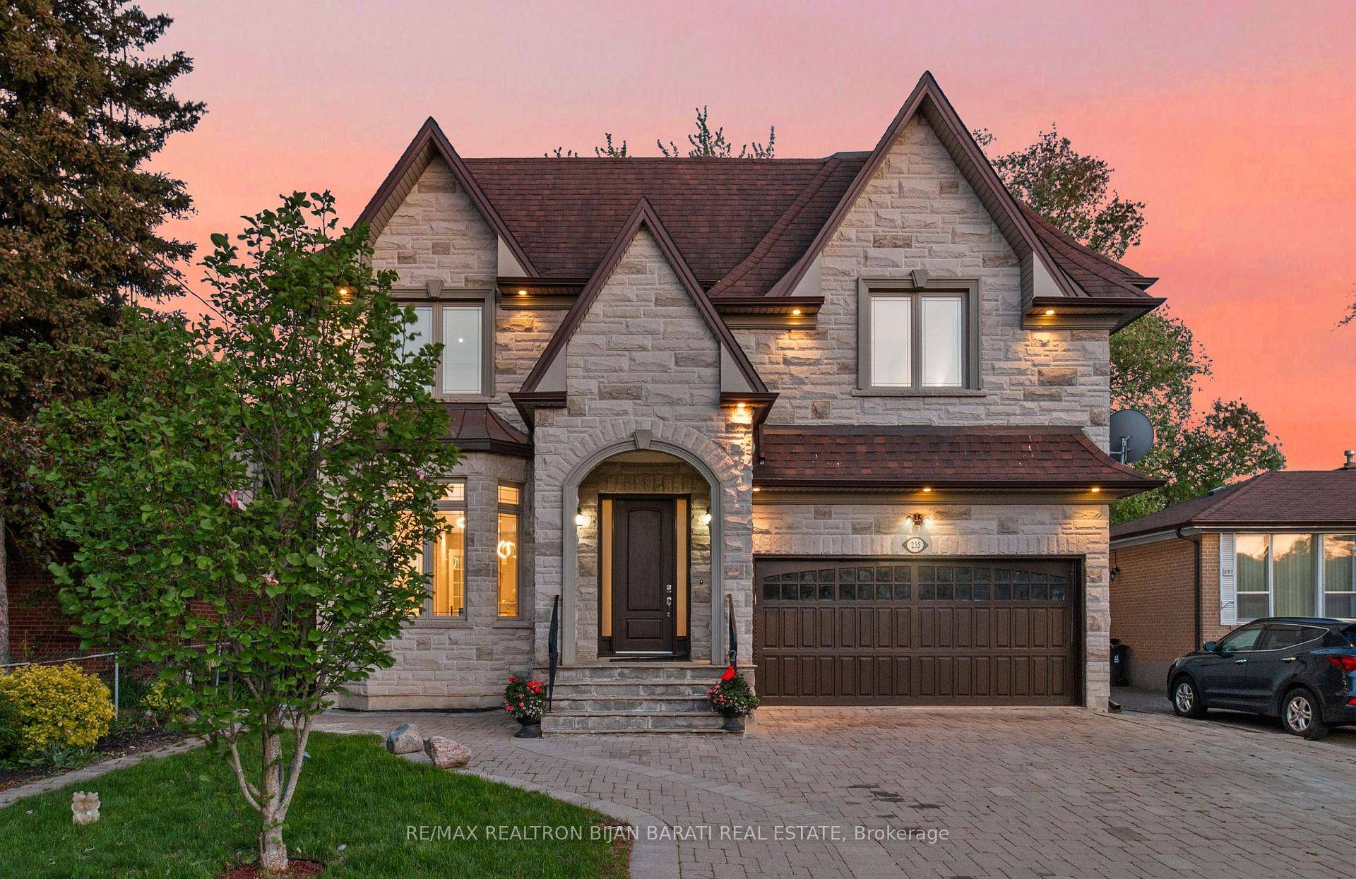 Exquisite 2 Storey Custom Built Home on a Premium 50' x 133' South Facing Lot 6, 650 Sq.