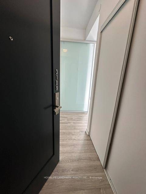 Price Including Parking And Locker !