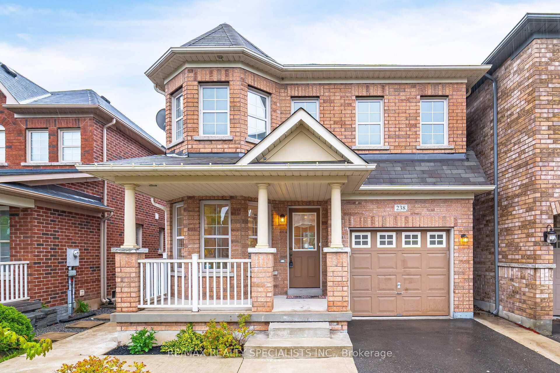 Welcome To 238 Giddings Cres, Charming 3 Bedroom 3 Bathroom All Brick Detached Home Located In The Family Friendly Scott Neighbourhood.