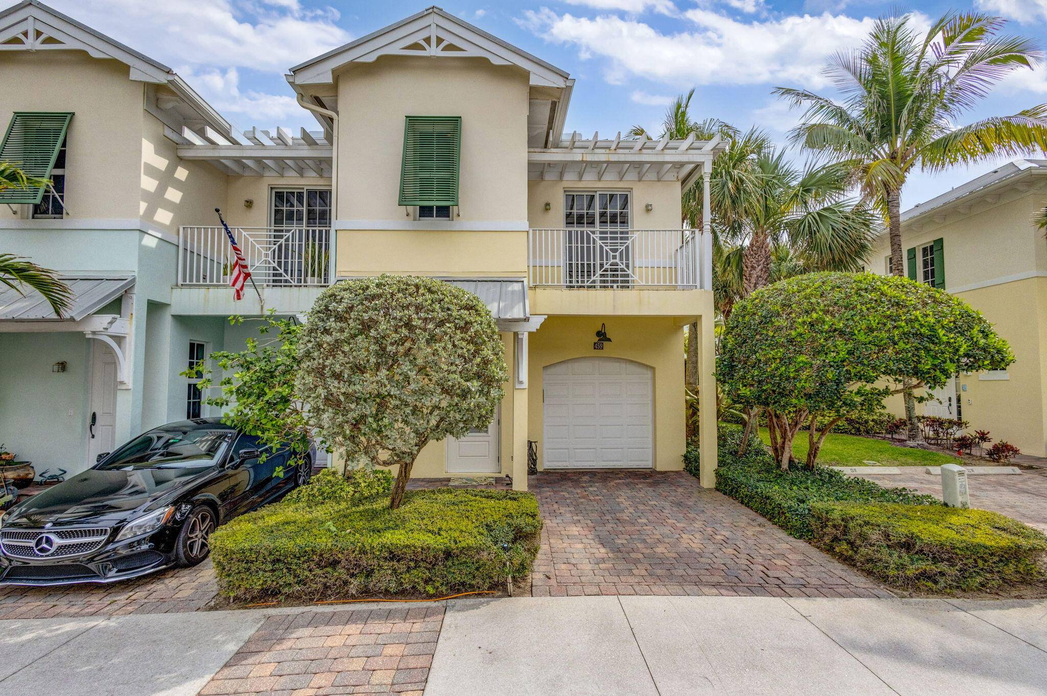 Ocean Ridge is a prime location in the heart of Juno Beach !
