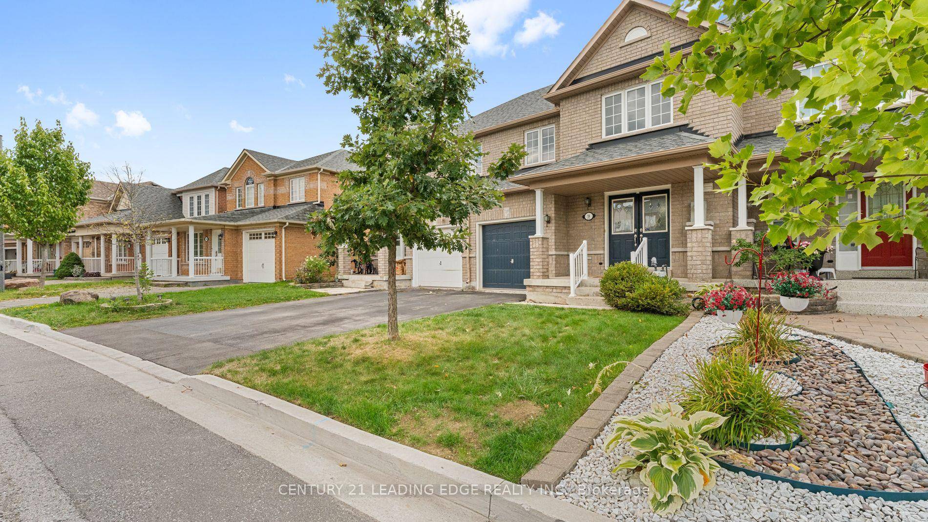 CHECK OUT THE MUST SEE VIRTUAL TOUR !