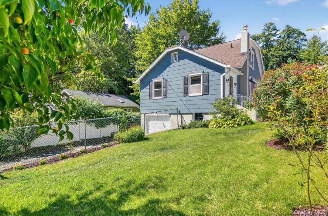 Available immediately, you can enjoy truly the best of Croton village living with this three bedroom two bath home ideally located just steps away from Duck Pond Park and within ...