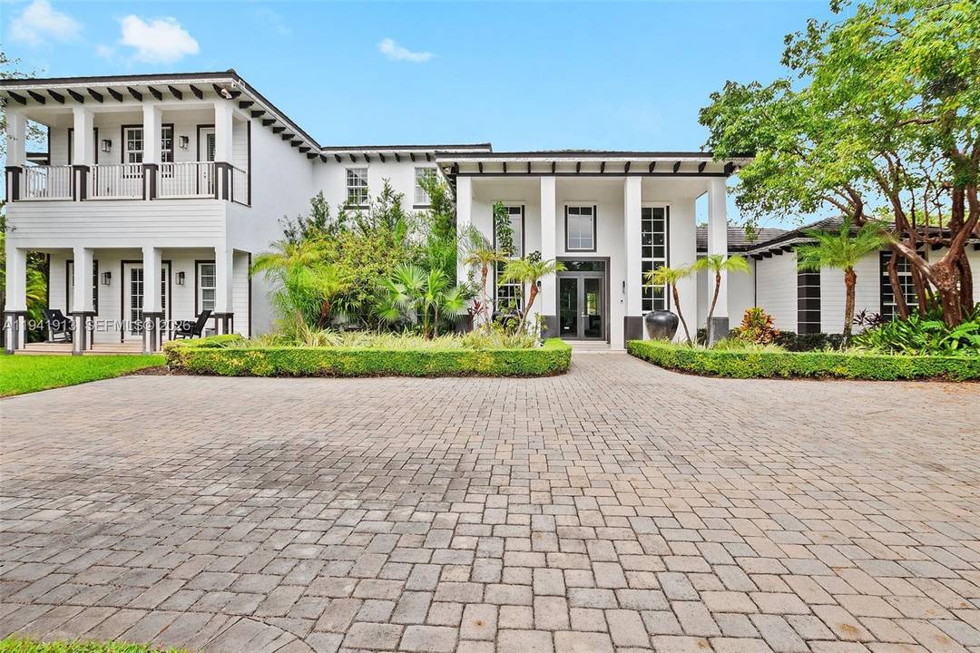 Welcome to your dream home in the exclusive Pinecrest neighborhood, a stunning modern masterpiece spanning over 10, 000 square feet, featuring 7 spacious bedrooms and 8 luxurious bathrooms.