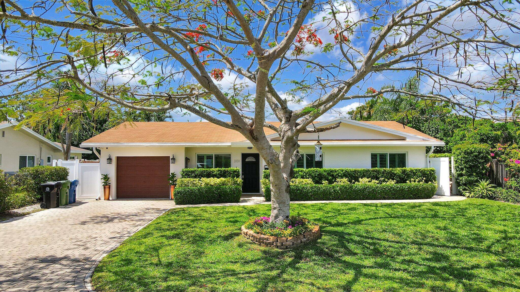 Welcome to your dream home in the heart of Palm Aire !