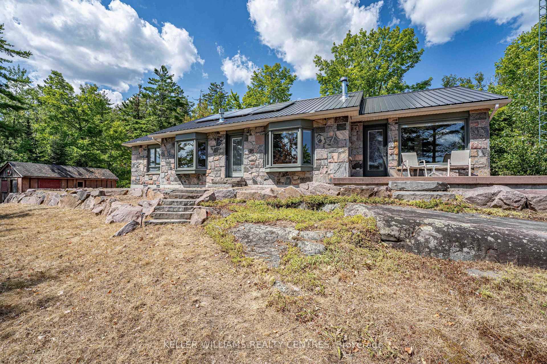 Escape to your own slice of paradise with this 3 bedroom, 1 bath Royal Home cottage nestled on 1.