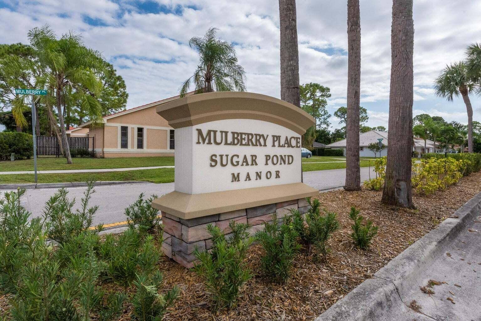 Unique opportunity ! Stunning duplex for sale featuring a total of 6 bedrooms and 4 bathrooms, perfect for large families or investors !