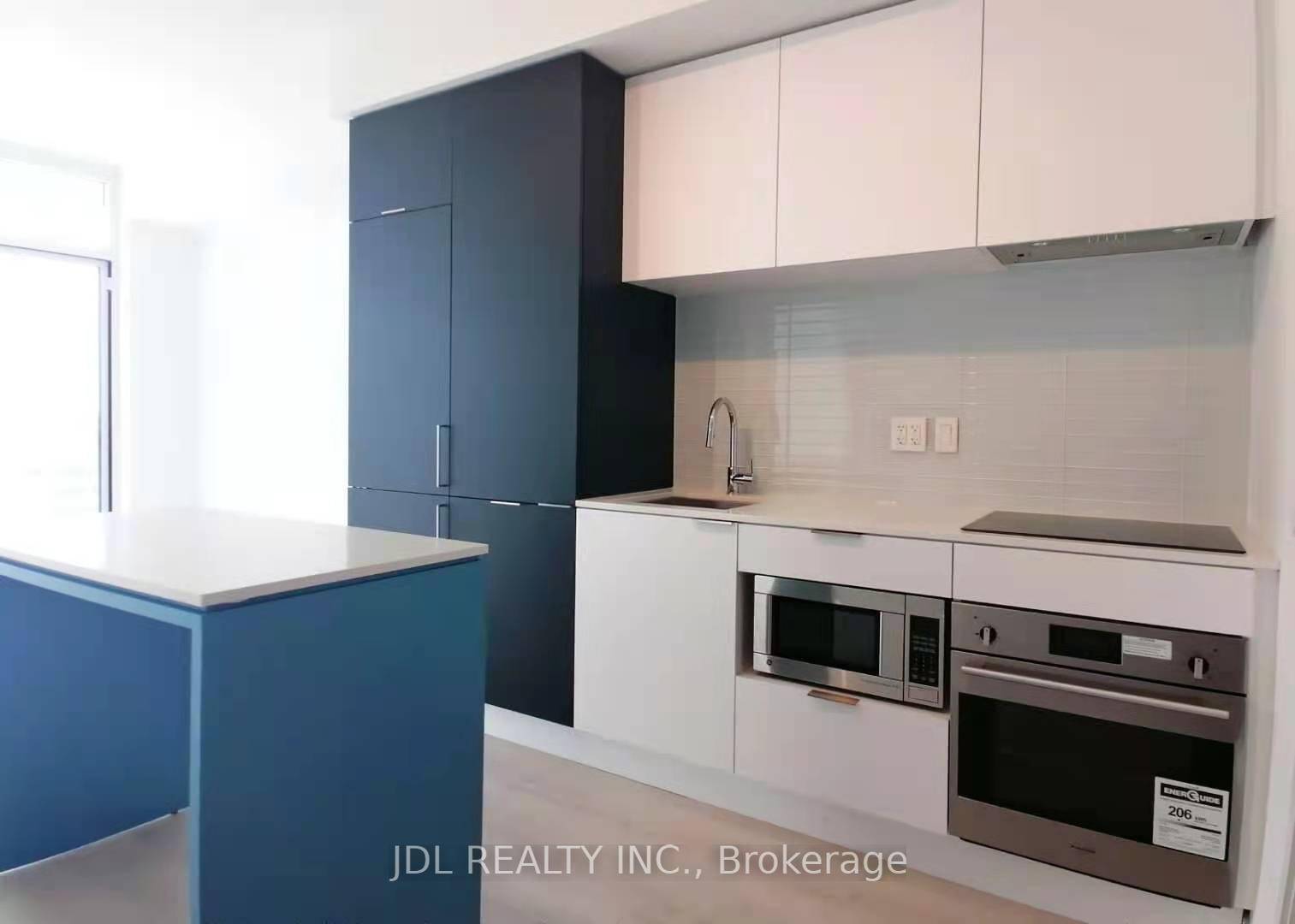 Client RemarksLuxury Panda Condos at Yonge amp ; Eglinton.