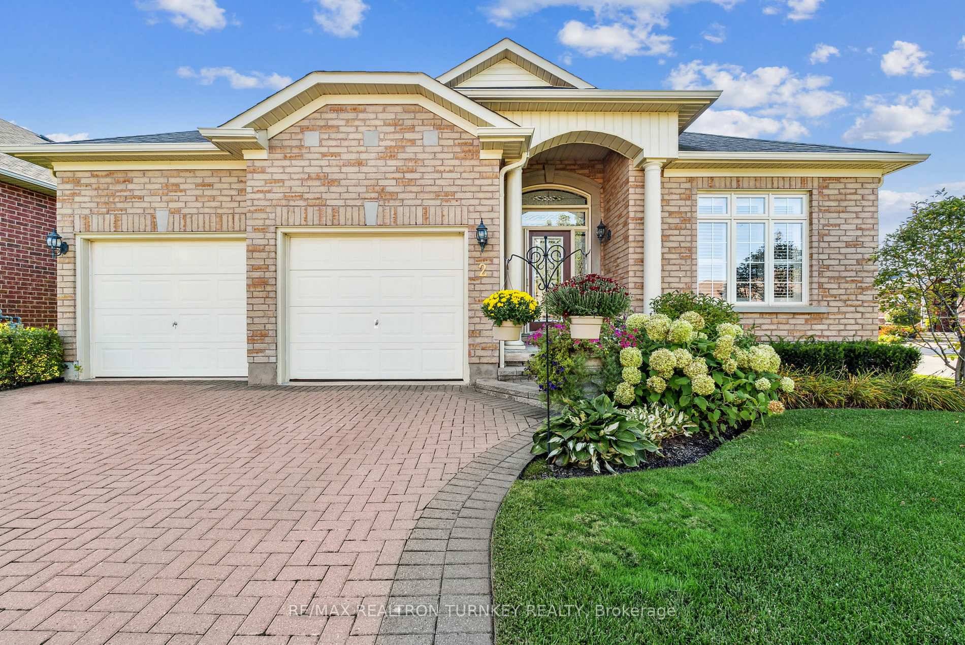 Discover the ultimate adult lifestyle community at Ballantrae Golf amp ; Country Club in Whitchurch Stouffville !