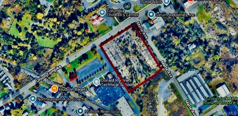5 acres of level development site in the heart of Greenport, New York, in Columbia County, minutes from downtown Hudson.