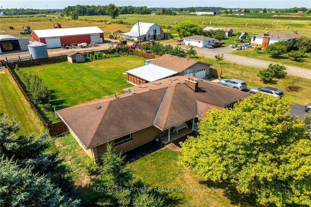 Welcome to breathtaking, beautiful home at 982 Highland Road E, Stoney Creek.