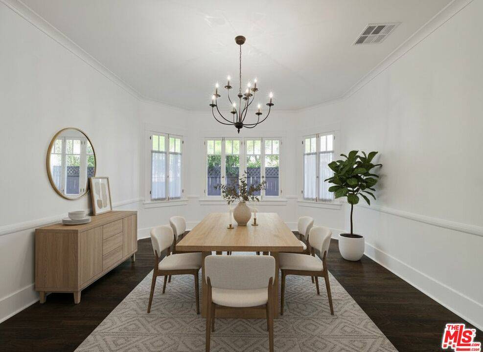 743 N Orange Dr 3BR Hollywood La